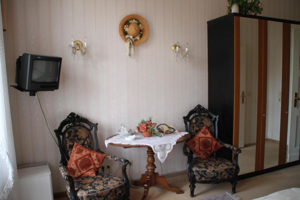 باد بيرمونت Hotel Villa Konigin Luise الغرفة الصورة